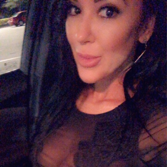 Meet the Posher Other - Meet your Posher, Tara